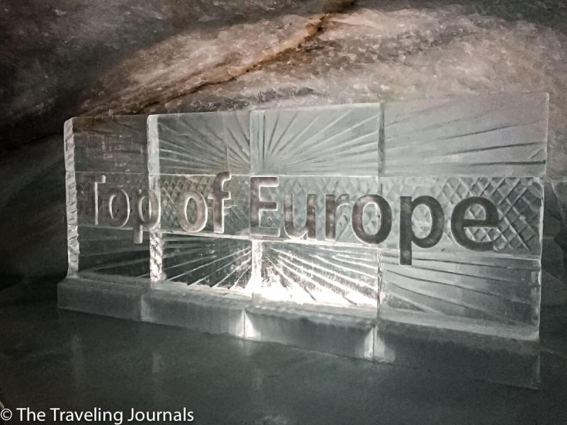 Top of Europe sign made of Ice, Letrero en hielo de La Cima de Europa