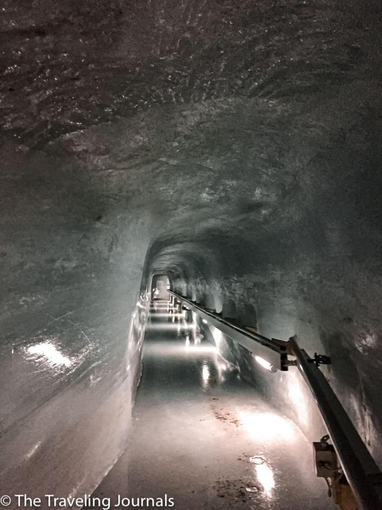 ice tunnel, Ice Palace, Jungfraujoch, top of Europe, Attraction in Switzerland, atracción en Suiza, la Cima de Europa, Tunél de hielo