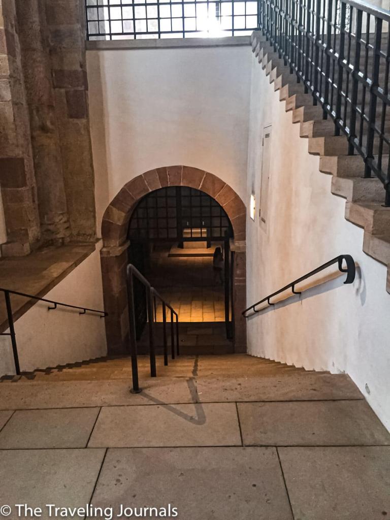 Kaiserdom zu Speyer , Dom Zu Speyer, germany, alemania, dominican republic, santo domingo, summer in Haßloch, rhineland, Reinaina, dominicana, speyer, speyer cathedral, catedral de Speyer, ciudad Speyer, summer in Speyer, dominicana, dominican, backpacker in germany, first time in germany, primera vez en alemania, mochilera en alemania, solo traveler, female solo travel