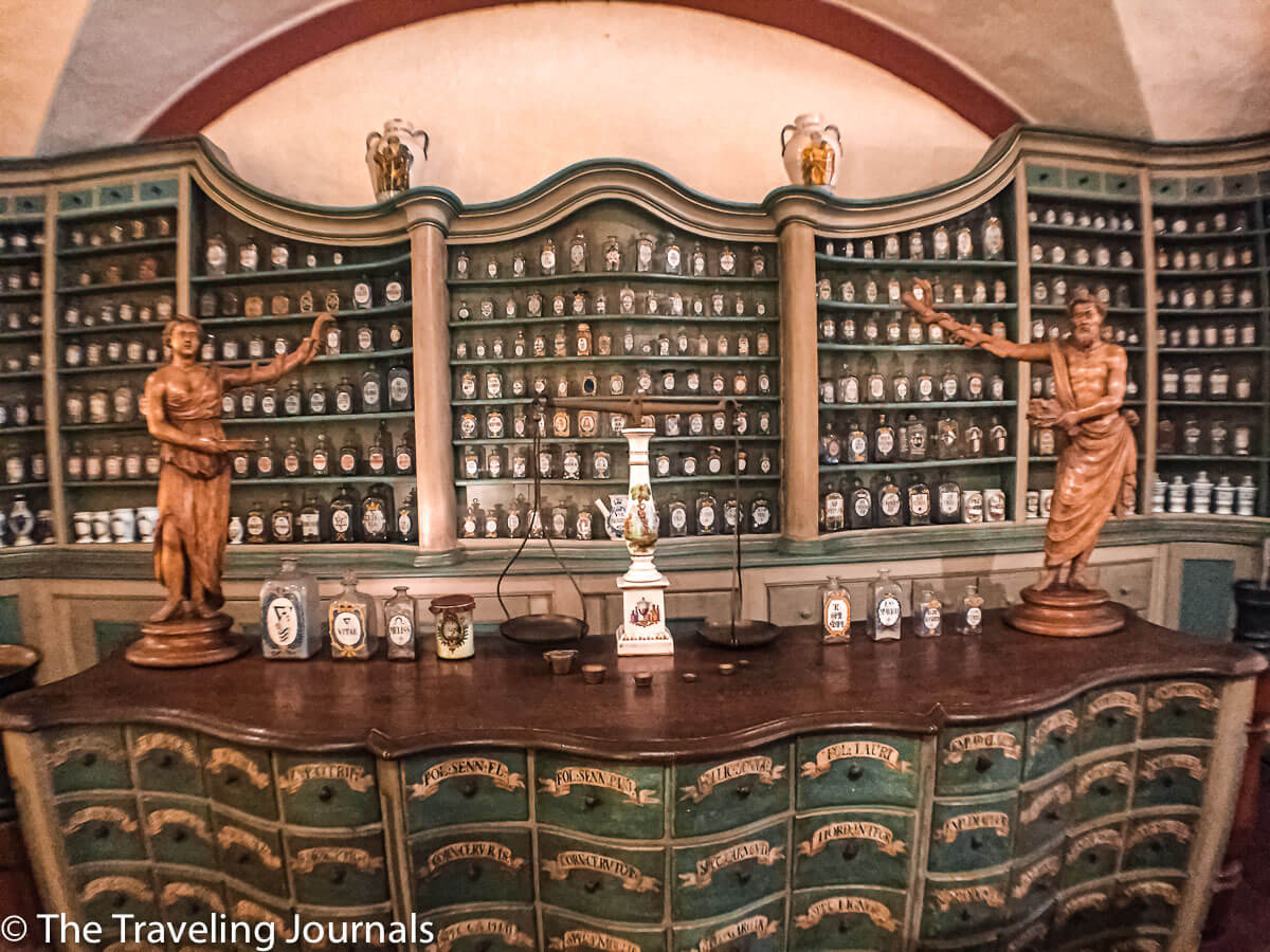 heidelberg, heidelberg castle, castillo heidelberg, Königstuhl, The King's Seat, el asiento del rey, hill, montaña, panoramic view, vista panoramica, verano en Heilderberg, Universidad de heidelberg, Heidelberg University, German Renaissance Architecture, Apothecary Museum, ruinas del castillo heidelberg, farmacias, arquitectura renacentista alemana, Museo del Boticario, the world's largest wine barrel, history of pharmacies and dispensaries, dispensaries,barril de vino más grande del mundo, funicular, Heidelberg Mountain rail; the funicular, tren de montaña, vistas de heidelberg, views of Heidelberg